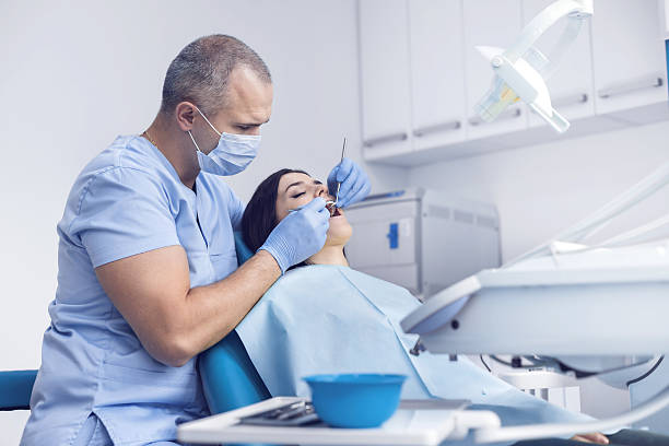 Best Tooth Extraction  in Lla Lla East, WA